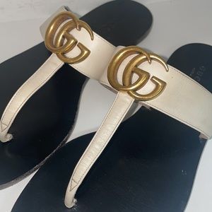 Gucci GG t strap sandal perfect condition authentic